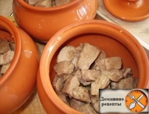 Мясо в горочках с картофелем и грибами